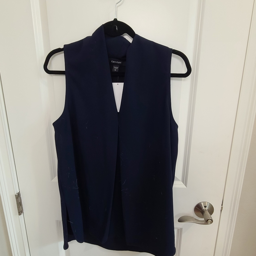 NWT Karen Kane top